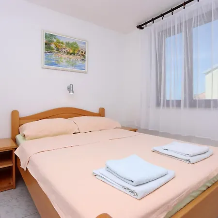 Penzion And With Parking Space Selce, Crikvenica - 2362 Selce