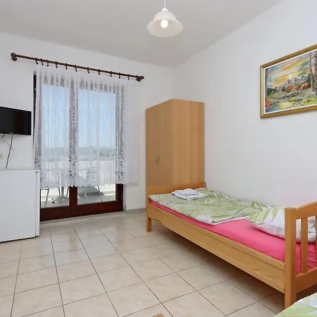 Penzion And With Parking Space Selce, Crikvenica - 2362 2*
