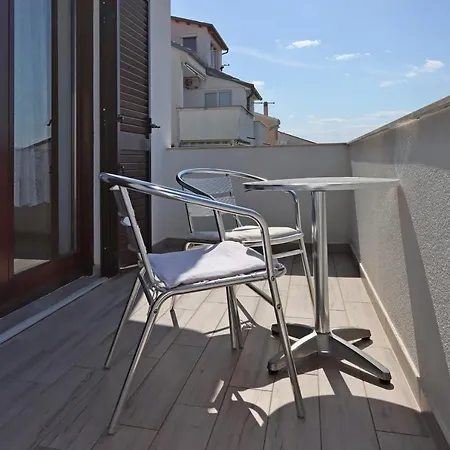 Penzion And With Parking Space Selce, Crikvenica - 2362 2*