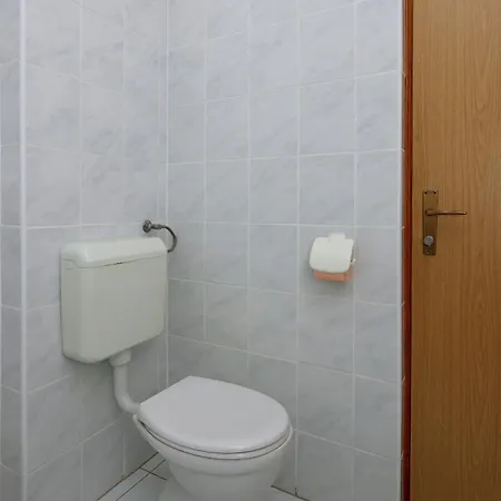 And With Parking Space Selce, Crikvenica - 2362 2* Selce