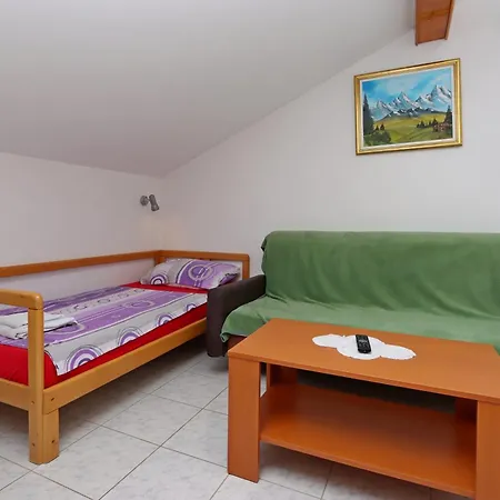 And With Parking Space Selce, Crikvenica - 2362 Penzion Selce
