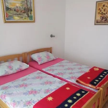 Penzion And With Parking Space Selce, Crikvenica - 2362 2*